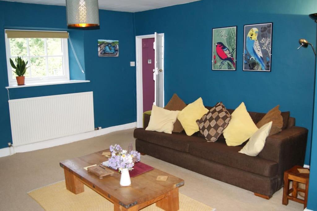 Top Floor At Cantref House Brecon Esterno foto
